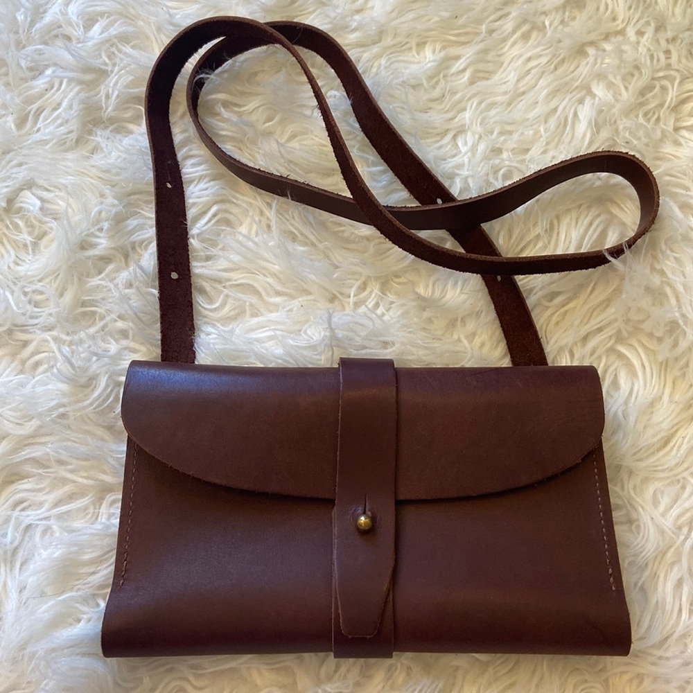 Urban Southern Crossbody Wallet